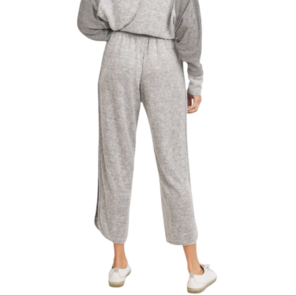 Heather Gray Soft Loungewear Set - Picture 5 of 11